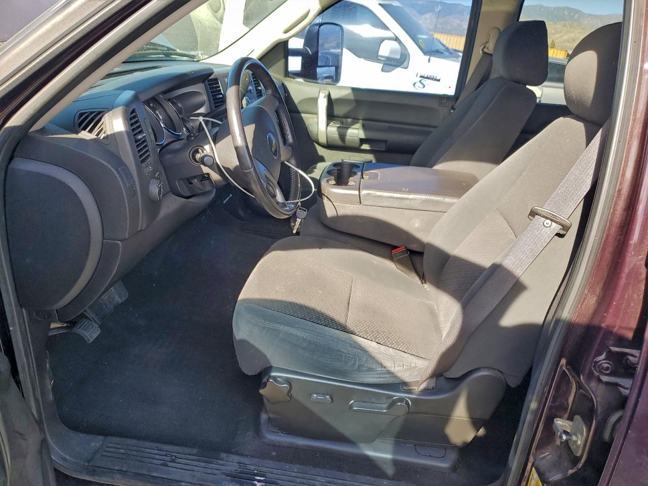 Chevrolet Silverado C1500 Image 5