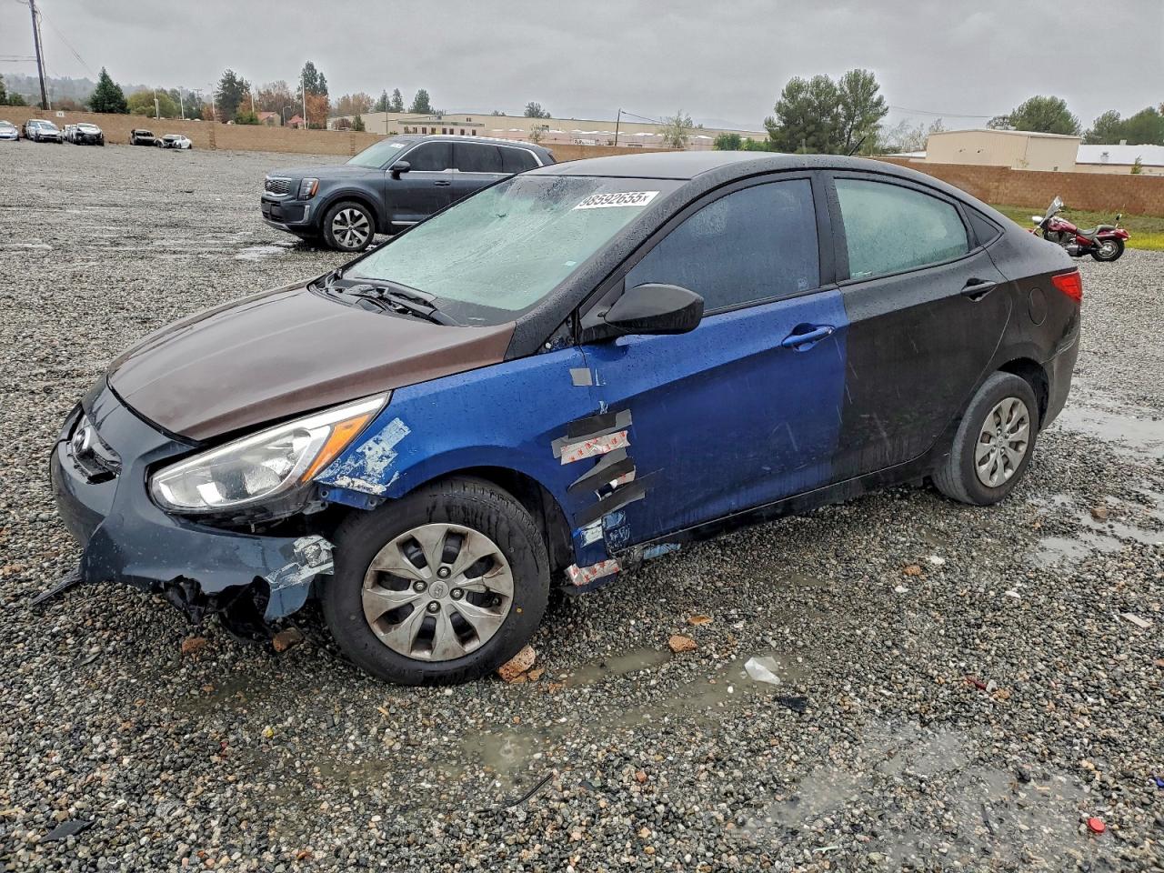 Hyundai ACCENT Se Image 1