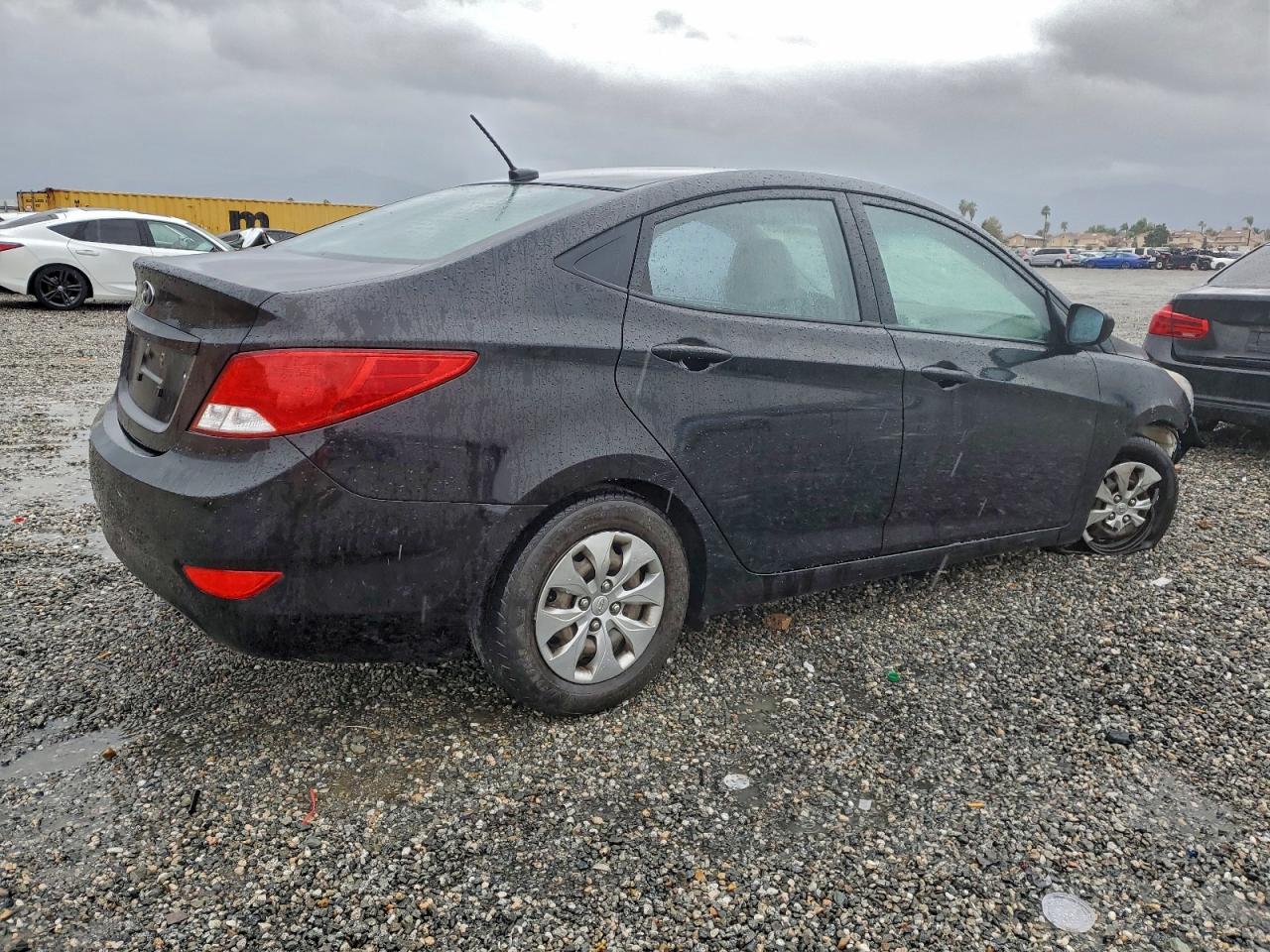 Hyundai ACCENT Se Image 7