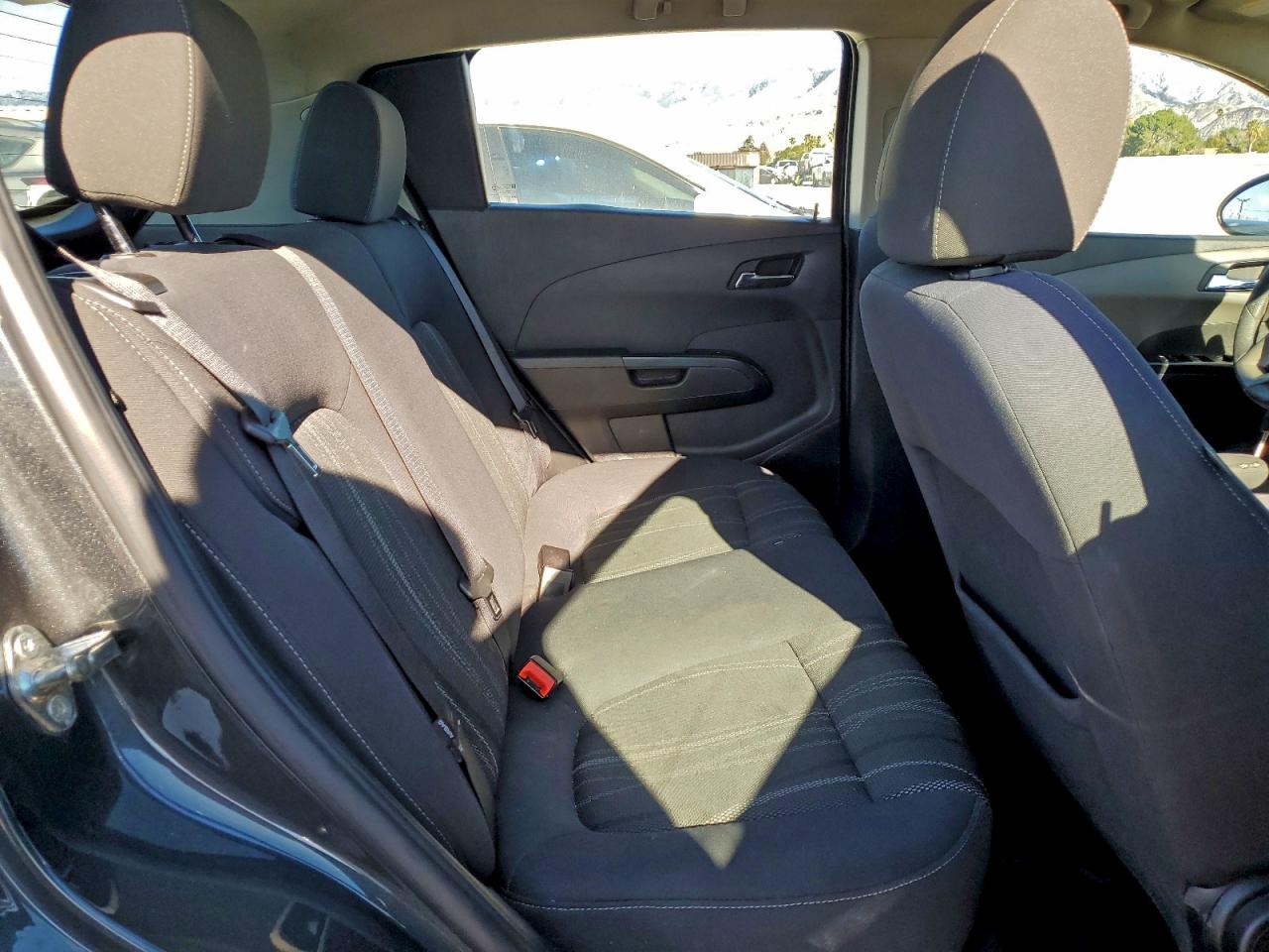 Chevrolet Sonic Lt Image 9