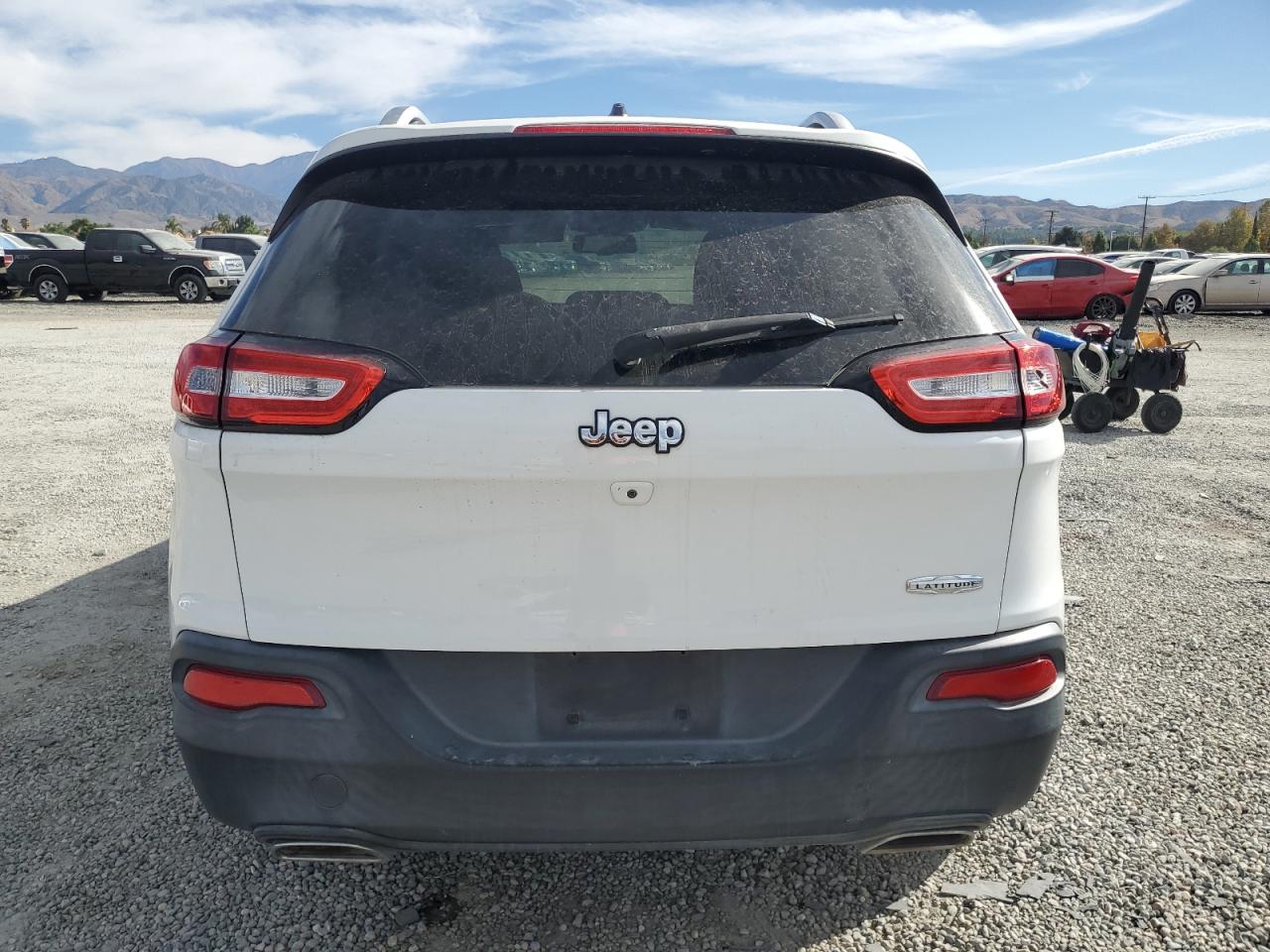 Jeep Grand Cherokee Latitude Image 11