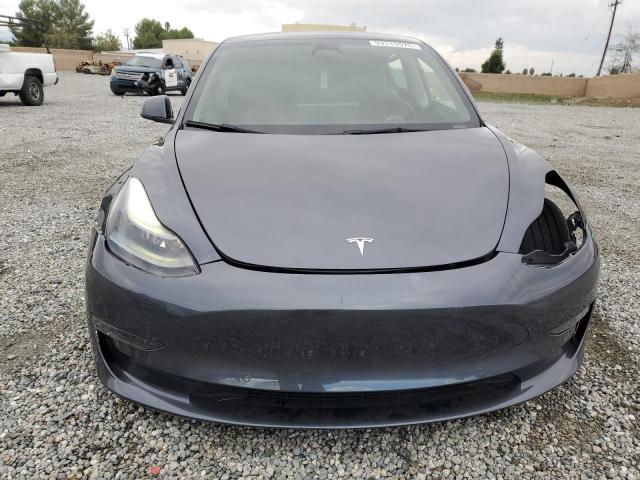 Tesla Model 3 Image 3