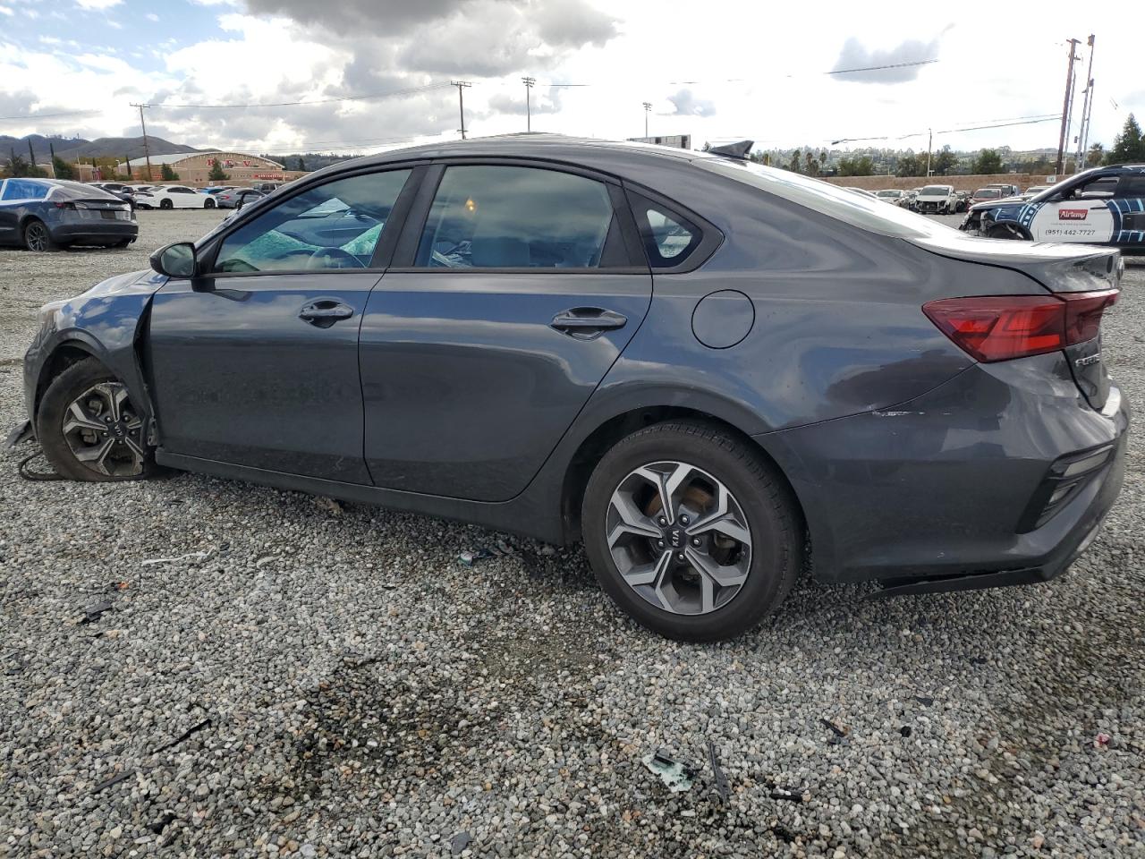 Kia Forte Fe Image 2