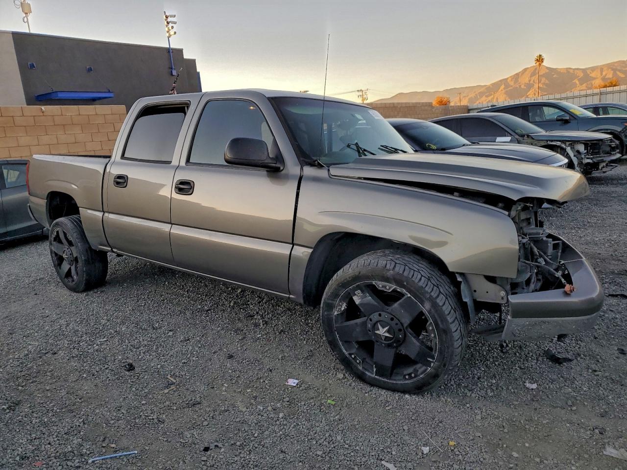 Chevrolet Silverado C1500 Image 6
