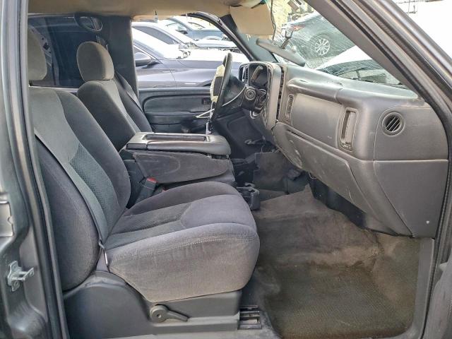 Chevrolet Silverado C1500 Image 4