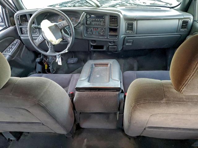 Chevrolet Silverado C1500 Image 8