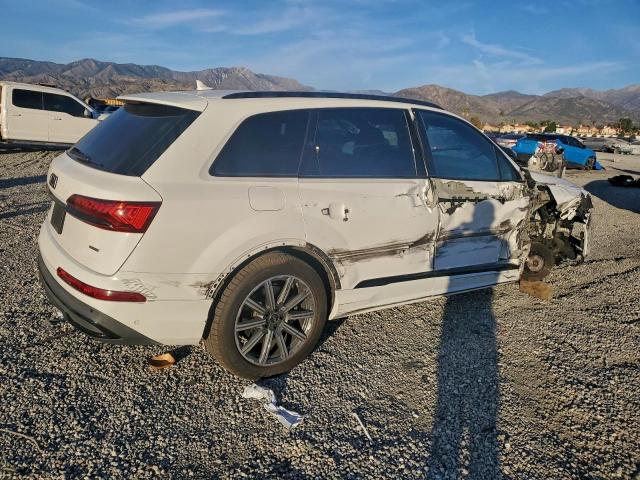 Audi Q7 Premium Plus Image 2