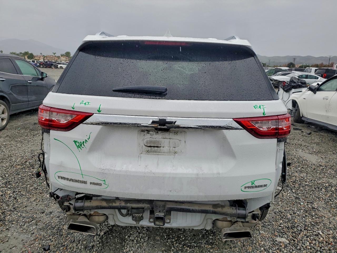 Chevrolet Traverse Premier Image 4