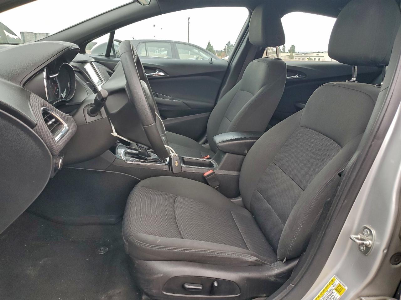 Chevrolet Cruze Lt Image 6