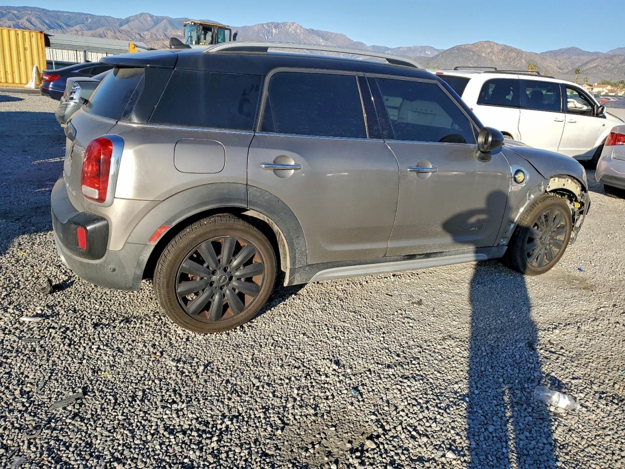 MINI Cooper S E Countryman All4 Image 4