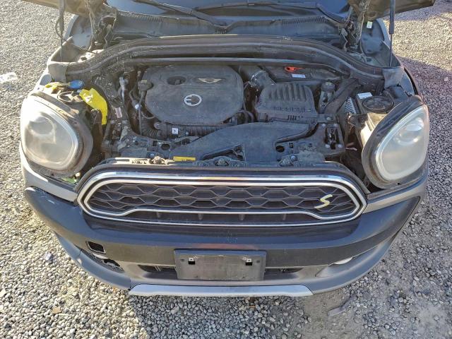 MINI Cooper S E Countryman All4 Image 9