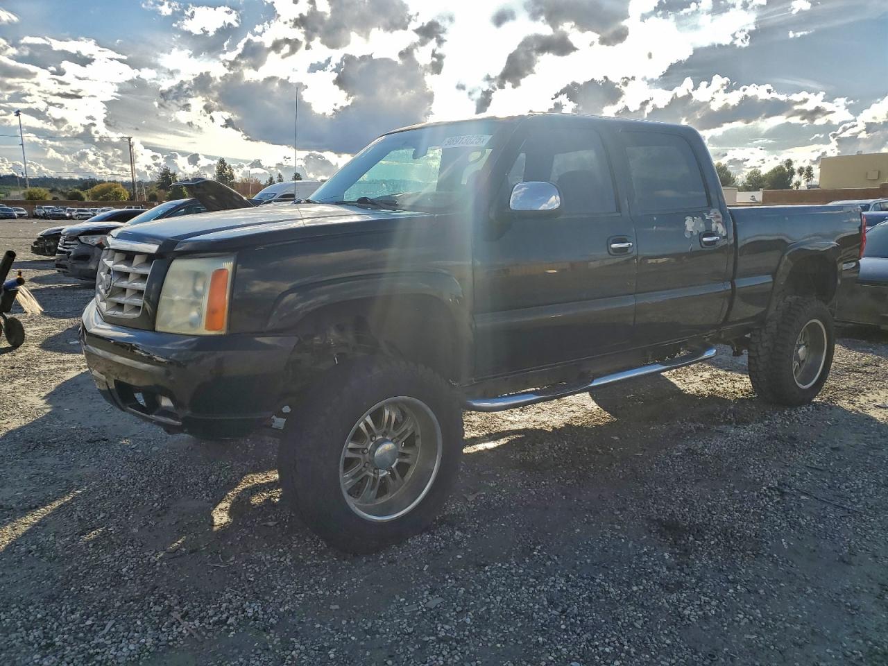 Chevrolet Silverado C1500 Heavy Duty Image 1