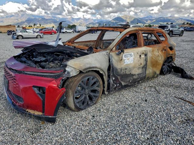  Salvage Toyota Crown Sign