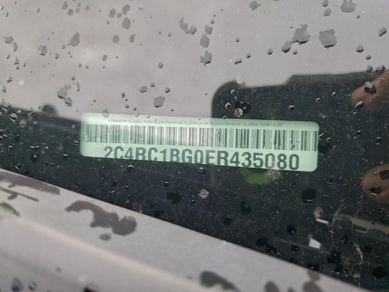 Chrysler Minivan Touring Image 8