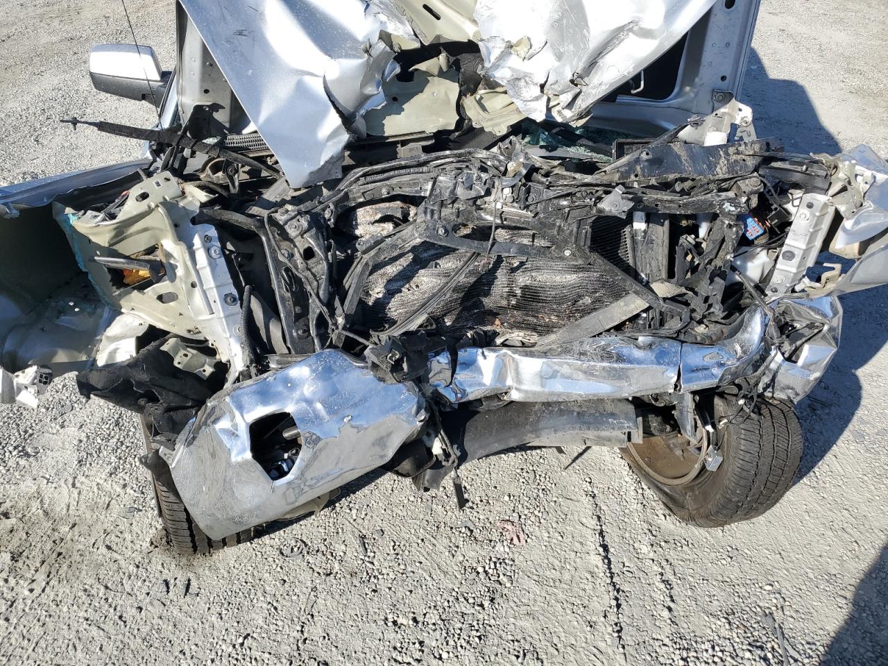 Chevrolet Silverado C1500 Lt Image 10