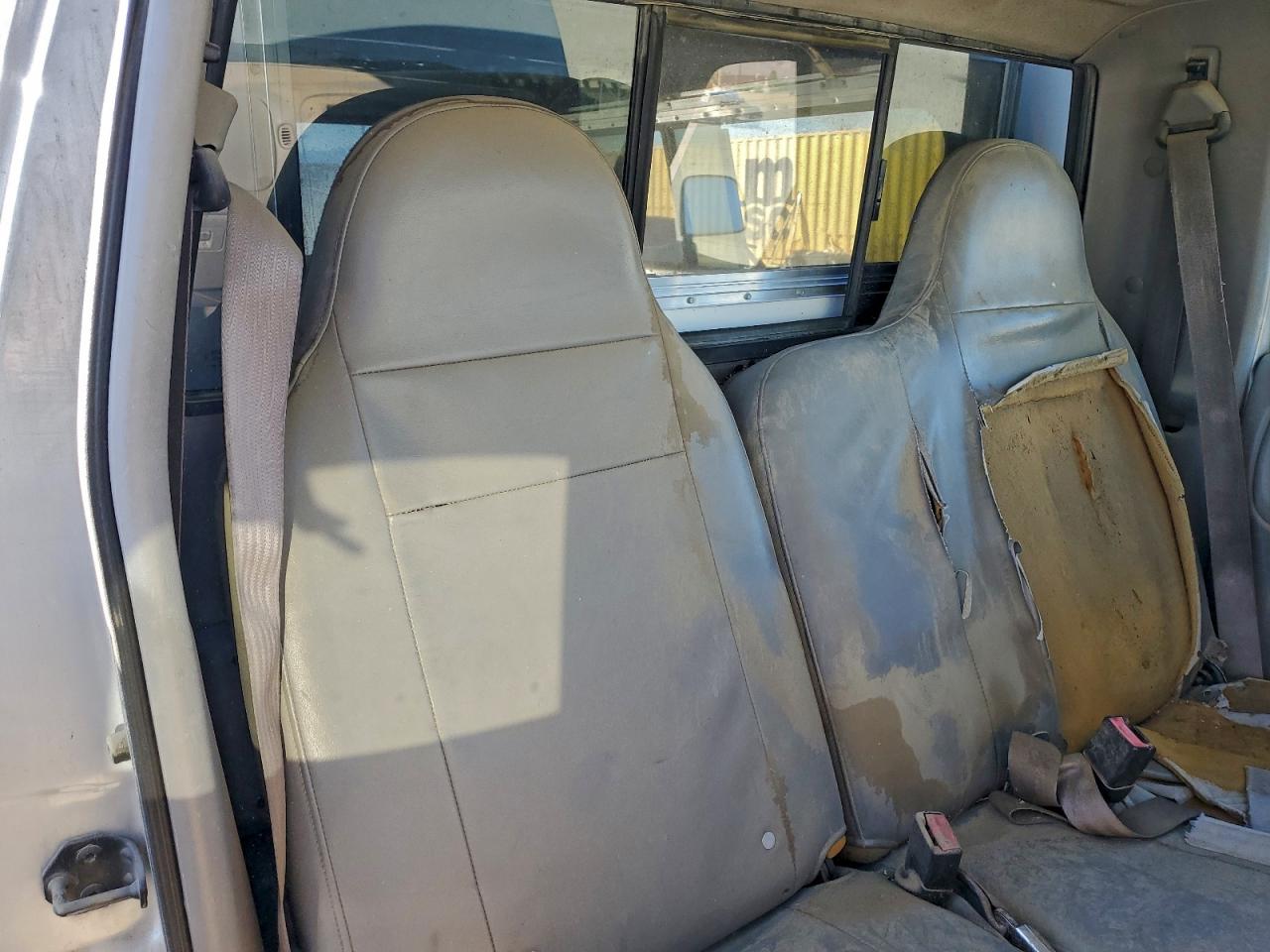 Mazda B Series Image 9