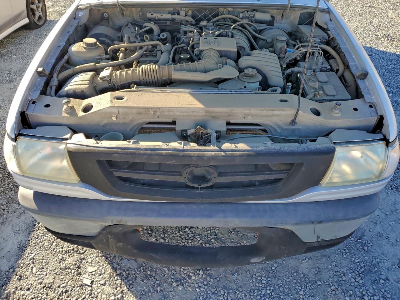 Mazda B Series Image 11