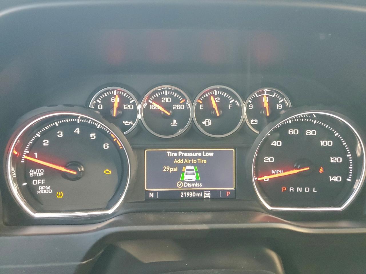 Chevrolet Silverado K1500 Lt Trail Boss Image 3