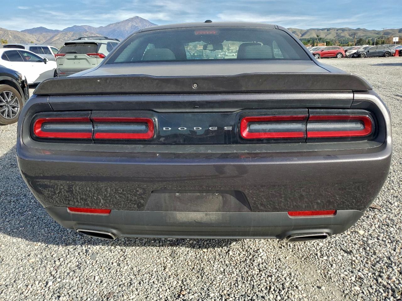 Dodge Challenger Sxt Image 5