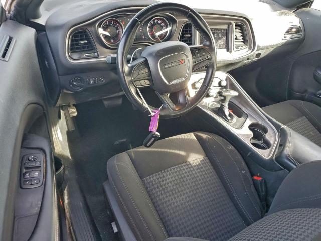 Dodge Challenger Sxt Image 8