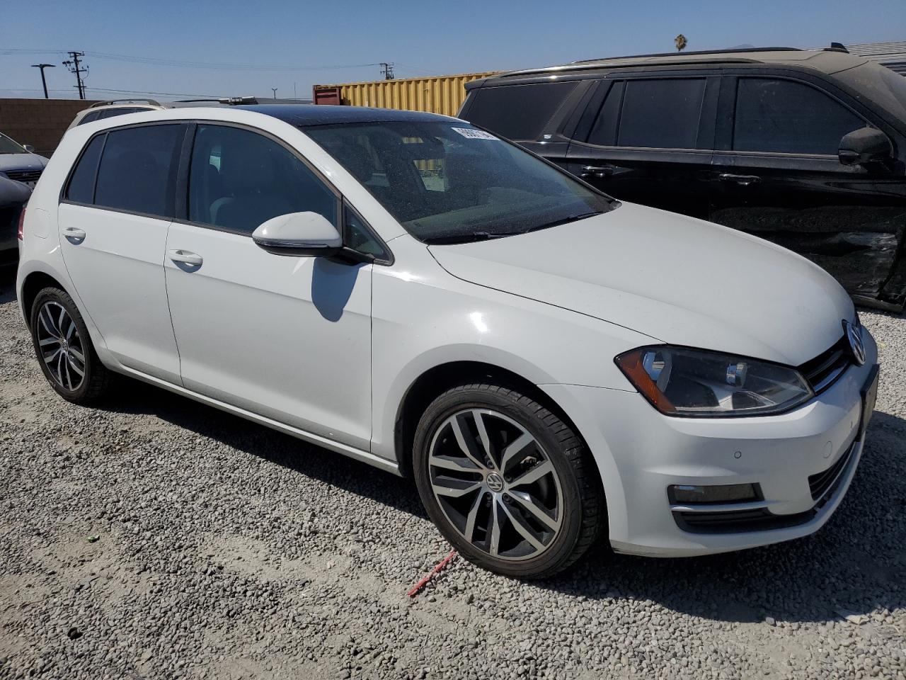 Volkswagen Golf Image 2