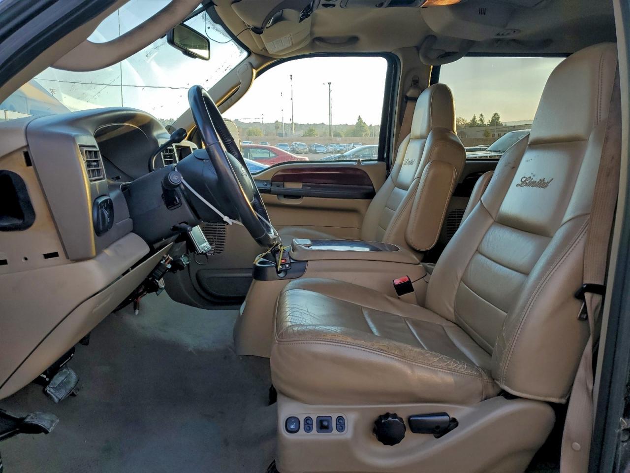 Ford Excursion Limited Image 8