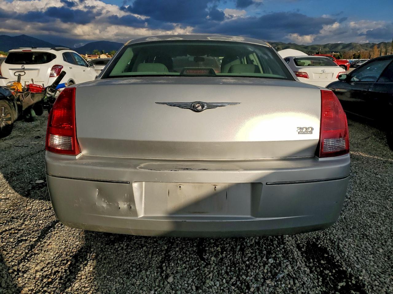 Chrysler 300 Touring Image 10