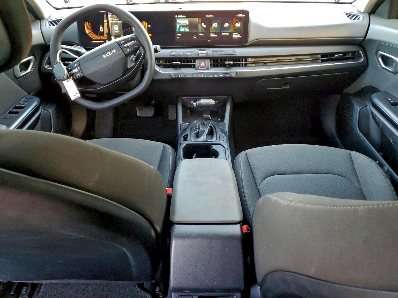 Kia K4 Lx Lx Image 8