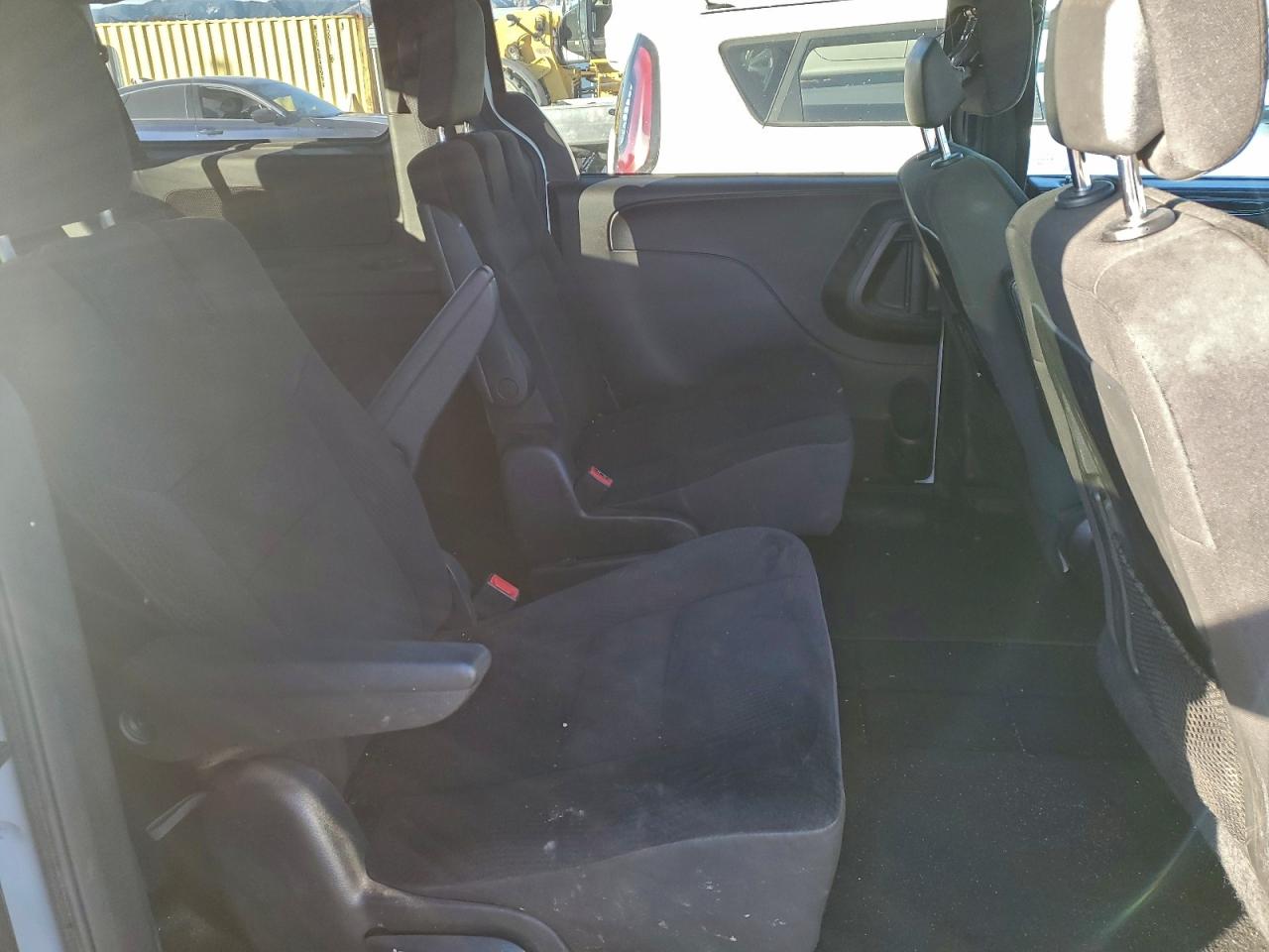 Dodge Caravan Se Image 10