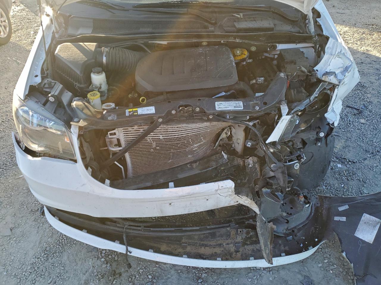 Dodge Caravan Se Image 11