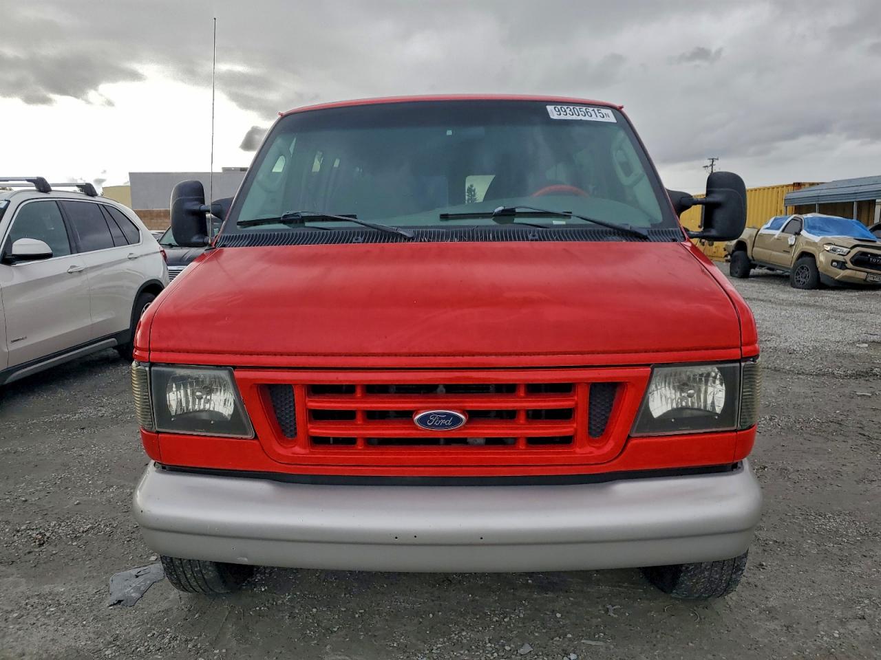 Ford Econoline E150 Wagon Image 7