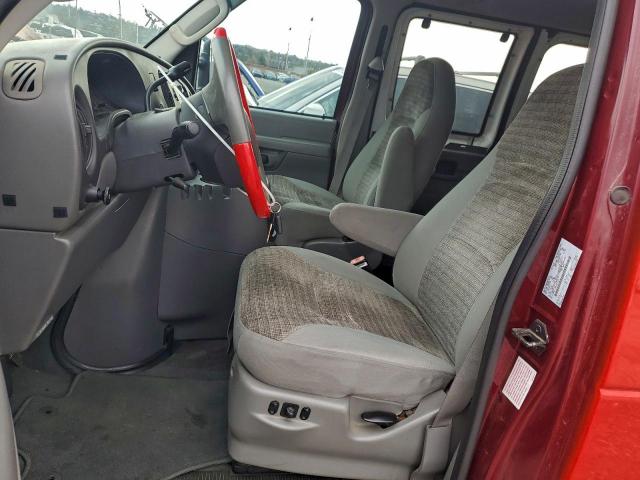 Ford Econoline E150 Wagon Image 10