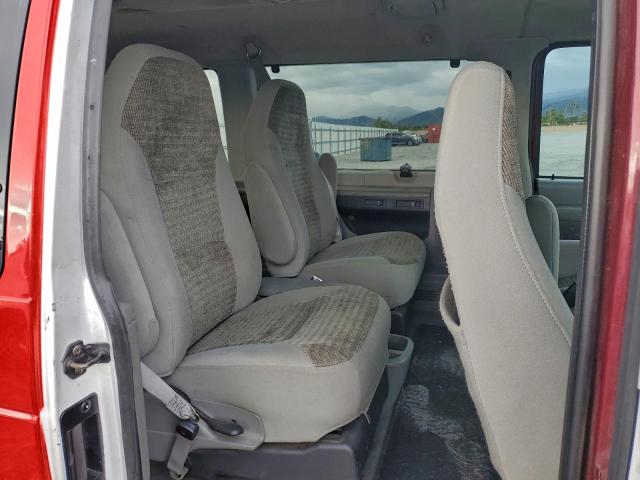 Ford Econoline E150 Wagon Image 11