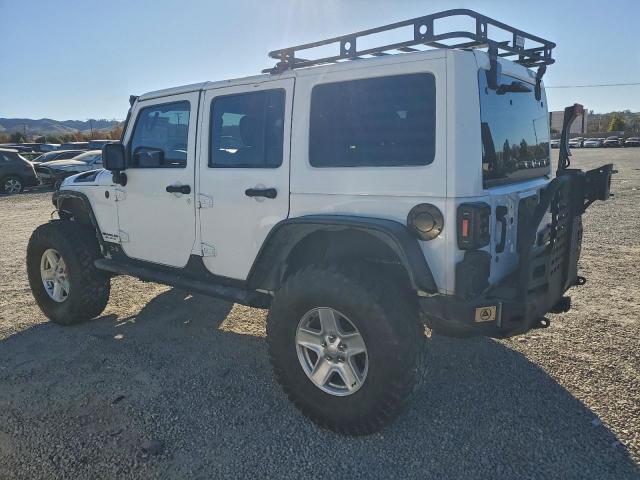 Jeep Wrangler Rubicon Image 2