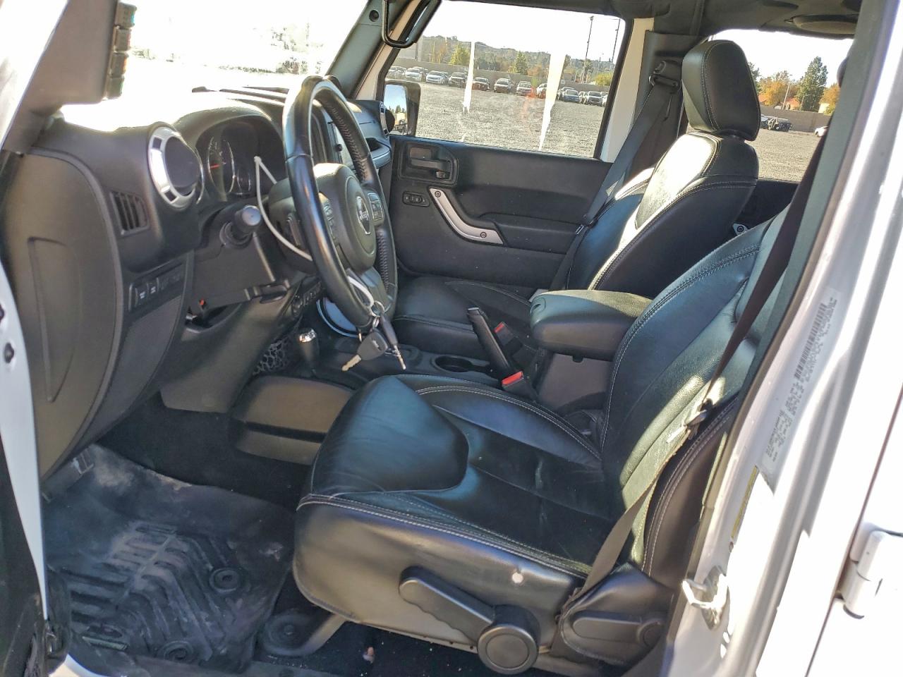 Jeep Wrangler Rubicon Image 5