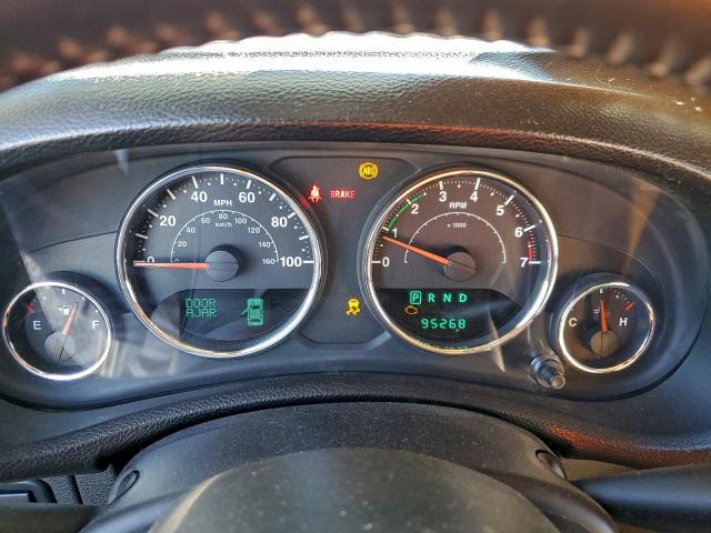 Jeep Wrangler Rubicon Image 6