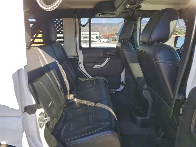 Jeep Wrangler Rubicon Image 14