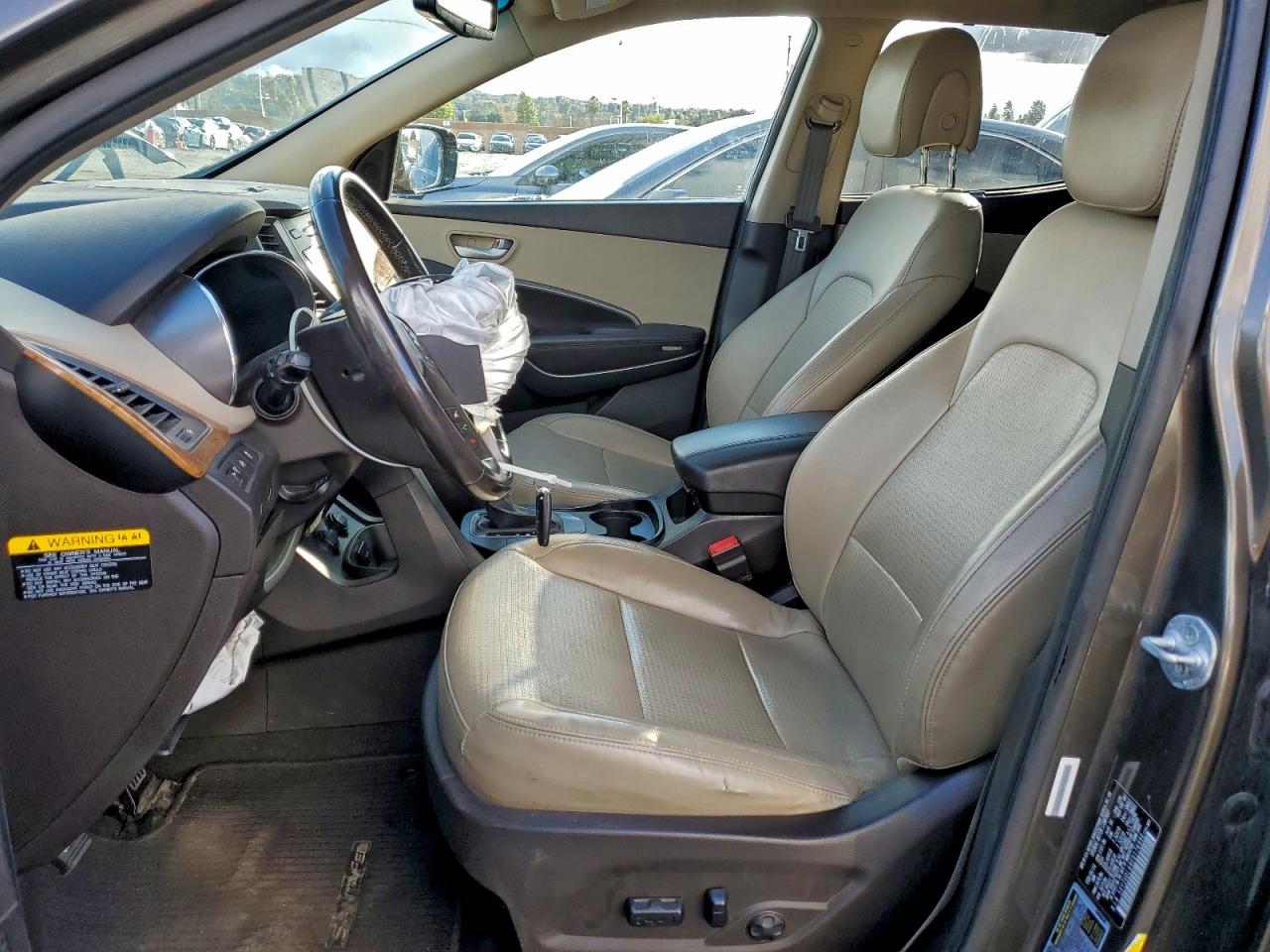 Hyundai SANTA FE Image 9