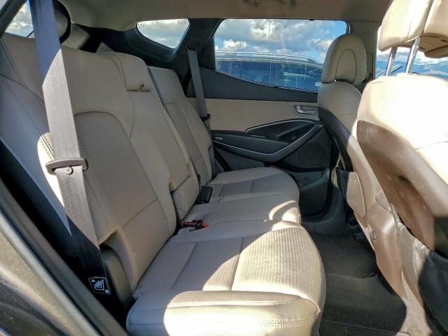 Hyundai SANTA FE Image 4